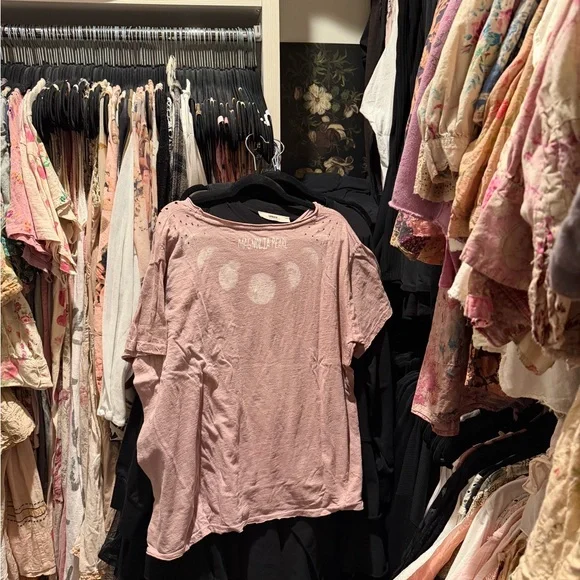 Magnolia Pearl Lavender Moon Evolution T - Boyfriend Cut - OS - Beautiful- NWT - Picture 5 of 5